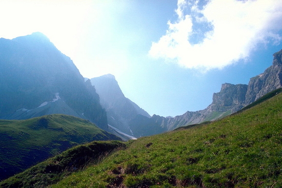 Alluring Mountains ScreenSaver