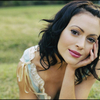 Alyssa Milano 1 Free Screensaver